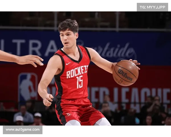 谢泼德过去四场场均16.5分，火箭新秀成长迅速