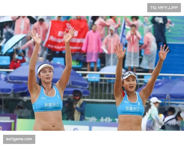 世青赛现场观众高呼“子豪”致敬，赵子豪手机记录感动瞬间