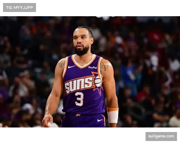 冲突瞬间:狄龙将球拍向詹姆斯引爆技术犯规争议 冲突瞬间:狄龙将球拍向詹姆斯引爆技术犯规争议